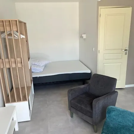 Apartman Calme Proche De La Et De La Rochelle